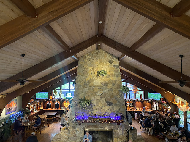 Hamburg Brewing Company interior